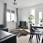 Family By Hi5 - Apartment Zamardi