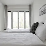 Apartment Family By Hi5 - *