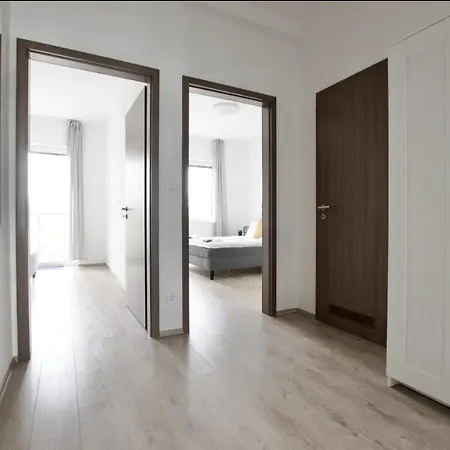Family By Hi5 - Apartman *