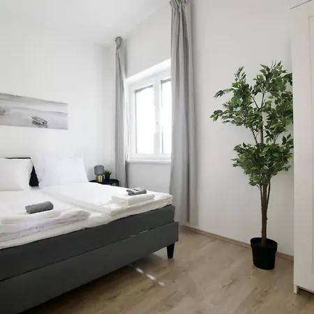 Apartament Family By Hi5 - *