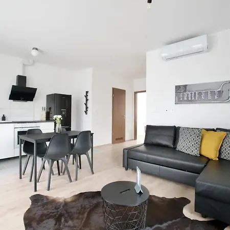 Apartment Family By Hi5 - Zamardi