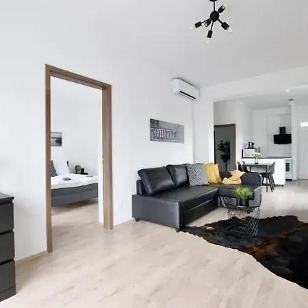 Family By Hi5 - Apartament