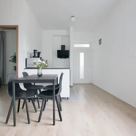 Apartman Family By Hi5 -