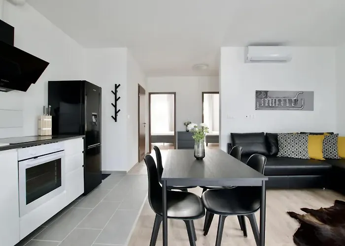 Family By Hi5 - Apartment