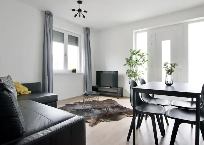 Family By Hi5 - Apartment Zamardi