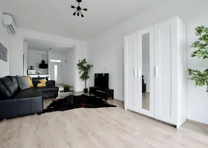 Family By Hi5 - Apartment *