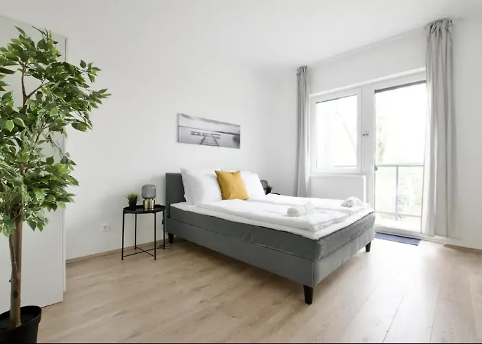 Family By Hi5 - * Zamardi